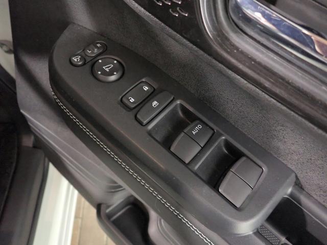 N-BOXカスタム コーディネートスタイル オーディオレス バックカメラ 両側電動スライドドア LEDオートライト ワンオーナー 禁煙車 シートバックテーブル パーキングセンサー シートヒーター レザーシート USB充電 ホンダセンシング(19枚目)