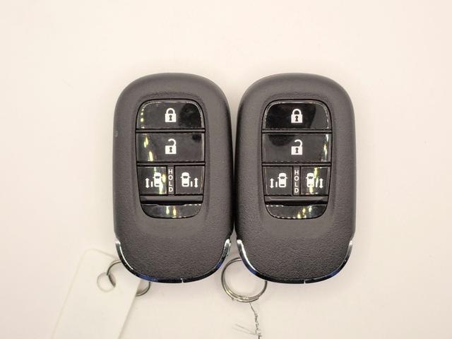 N-BOXカスタム ターボ ギャザズ9インチメモリーナビ フルセグTV ブルートゥース バックカメラ 純正天吊りモニター 両側電動スライドドア ベンチシート シートヒーター LEDオートライト ワンオーナー 禁煙車(11枚目)