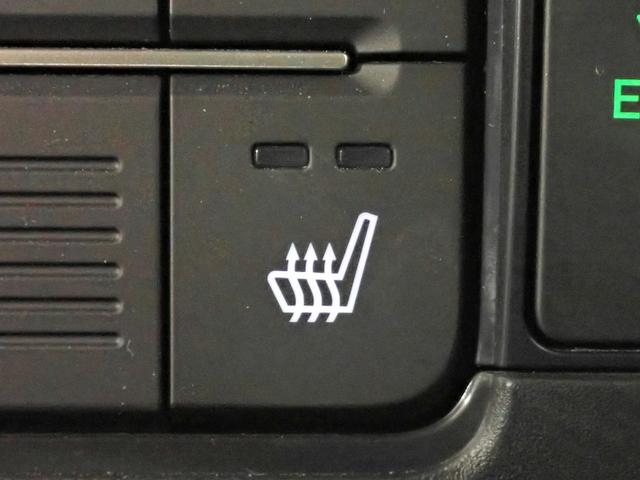 N-BOXカスタム ベースグレード ギャザズ8インチメモリーナビ フルセグTV ブルートゥース Bカメラ L側電動スライドドア LEDオートライト ワンオーナー 禁煙車 Pセンサー シートヒーター USB充電 ホンダセンシング(12枚目)