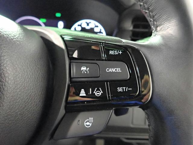 ヴェゼル ｅ：ＨＥＶＺ　ホンダコネクト９インチナビ　フルセグＴＶ　ブルートゥース　バックカメラ　ＥＴＣ２．０　ＬＥＤオートライト　ワンオーナー　パーキングセンサー　ワイヤレス充電　シート＆ステアリングヒーター　ハーブレザーＳ（13枚目）