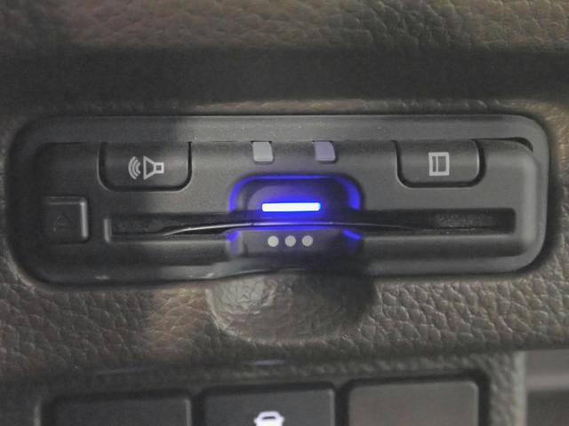 N-BOX L ギャザズメモリーナビ フルセグTV ブルートゥース バックカメラ L側電動スライドドア ETC車載器 LEDオートライト オートハイビーム ワンオーナー Pセンサー シートヒーター ホンダセンシング(11枚目)