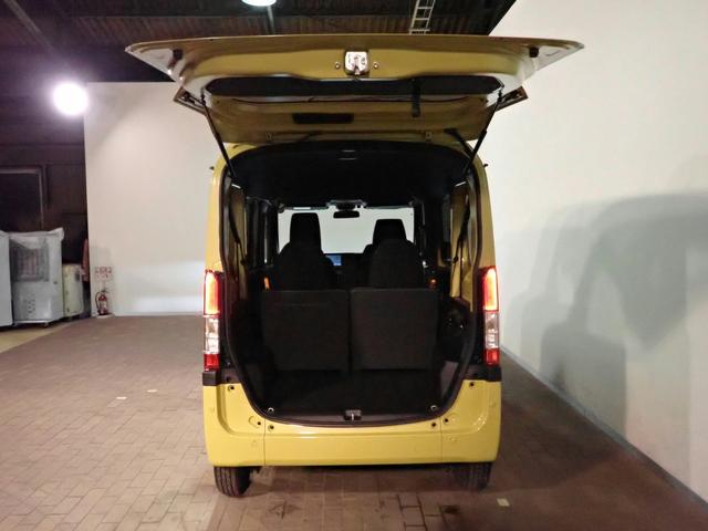 Ｎ－ＶＡＮ ファン　社外８インチメモリーナビ　フルセグＴＶ　ＣＤ＆ＤＶＤ再生　ブルートゥース　バックカメラ　ＥＴＣ車載器　両側スライドドア　ＬＥＤオートライト　社外１２インチＡＷ　ワンオーナー　禁煙車　パーキングセンサー（27枚目）