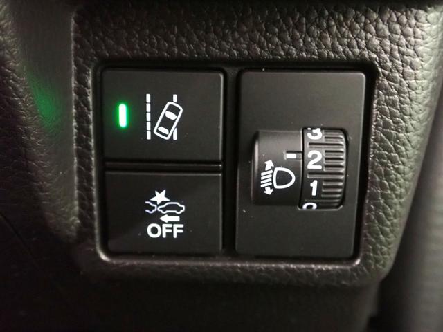 N-BOXカスタム Lスタイル+ブラック ギャザズメモリーナビ フルセグTV ブルートゥース Bカメラ 両側電動スライドドア LEDオートライト ワンオーナー 禁煙車 シートバックテーブル Pセンサー シートヒーター ホンダセンシング(16枚目)