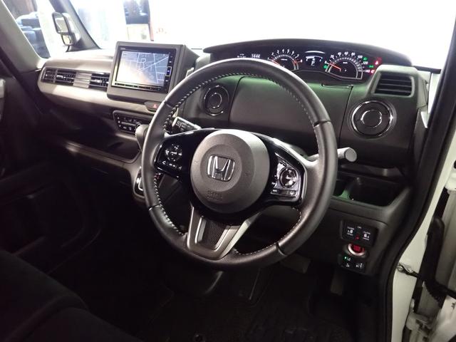 N-BOXカスタム Lスタイル+ブラック ギャザズメモリーナビ フルセグTV ブルートゥース Bカメラ 両側電動スライドドア LEDオートライト ワンオーナー 禁煙車 シートバックテーブル Pセンサー シートヒーター ホンダセンシング(24枚目)