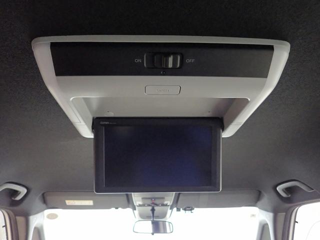 ステップワゴン スパーダ　ギャザズ９インチナビ　フルセグＴＶ　ＣＤ＆ＤＶＤ再生　ブルートゥース　天吊りモニター　Ｂカメラ　ＥＴＣ車載器　Ｐセンサー　両側電動スライドドア　Ｓヒーター　ＬＥＤオートライト　ワンオーナー　禁煙車（10枚目）
