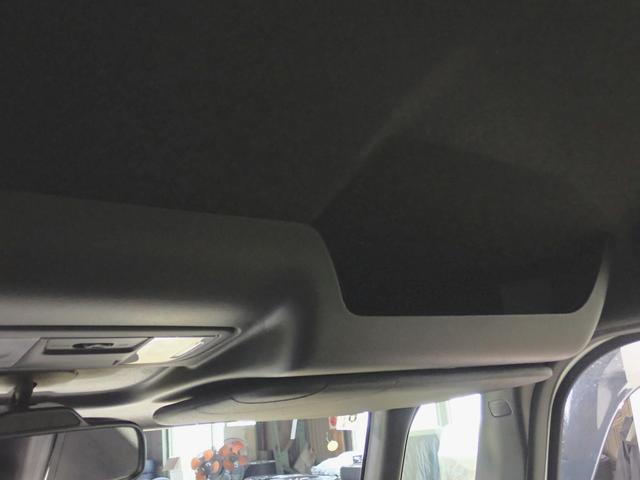 N-BOXカスタム Lターボスタイル+ブラック 社外8インチメモリーナビ フルセグTV ブルートゥース Bカメラ ETC車載器 両側電動スライドドア LEDオートライト ワンオーナー 禁煙車 大型ルーフコンソール Pセンサー シートヒーター(19枚目)