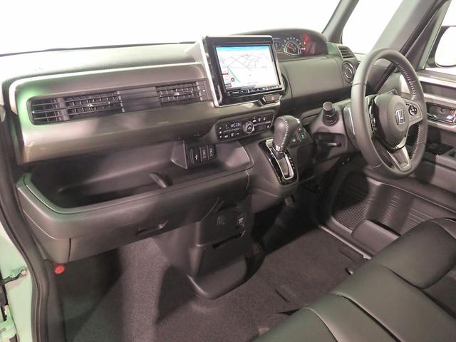 N-BOXカスタム Lターボスタイル+ブラック 社外8インチメモリーナビ フルセグTV ブルートゥース Bカメラ ETC車載器 両側電動スライドドア LEDオートライト ワンオーナー 禁煙車 大型ルーフコンソール Pセンサー シートヒーター(25枚目)