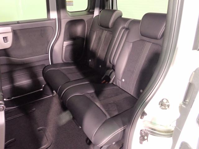 N-BOXカスタム Lターボスタイル+ブラック 社外8インチメモリーナビ フルセグTV ブルートゥース Bカメラ ETC車載器 両側電動スライドドア LEDオートライト ワンオーナー 禁煙車 大型ルーフコンソール Pセンサー シートヒーター(28枚目)