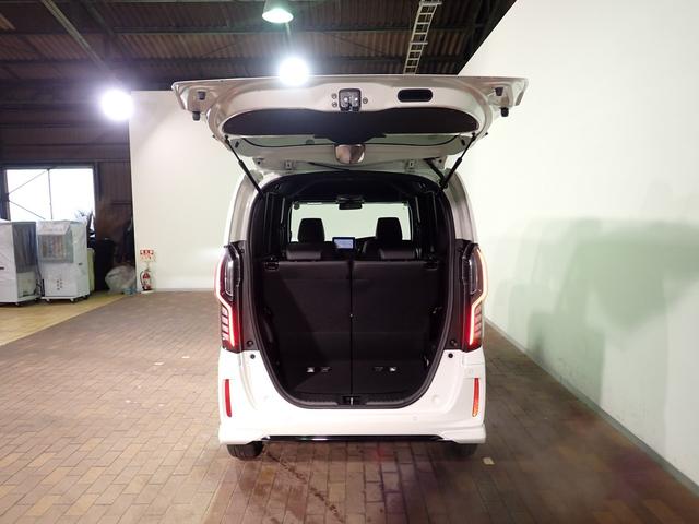 N-BOXカスタム Lターボスタイル+ブラック 社外8インチメモリーナビ フルセグTV ブルートゥース Bカメラ ETC車載器 両側電動スライドドア LEDオートライト ワンオーナー 禁煙車 大型ルーフコンソール Pセンサー シートヒーター(29枚目)