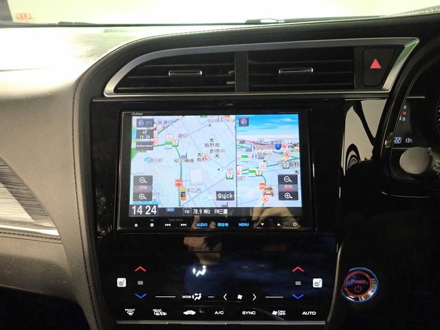シャトル ハイブリッドＺホンダセンシング　ギャザズ８インチメモリーナビ　フルセグＴＶ　ＣＤ＆ＤＶＤ再生　ブルートゥース　Ｂカメラ　ＥＴＣ車載器　ＬＥＤオートライト　ワンオーナー　ハーフレザーシート　シートヒーター　ルーフレール　パドルシフト（7枚目）