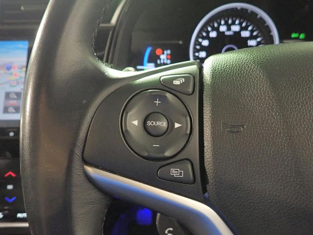 シャトル ハイブリッドＺホンダセンシング　ギャザズ８インチメモリーナビ　フルセグＴＶ　ＣＤ＆ＤＶＤ再生　ブルートゥース　Ｂカメラ　ＥＴＣ車載器　ＬＥＤオートライト　ワンオーナー　ハーフレザーシート　シートヒーター　ルーフレール　パドルシフト（16枚目）