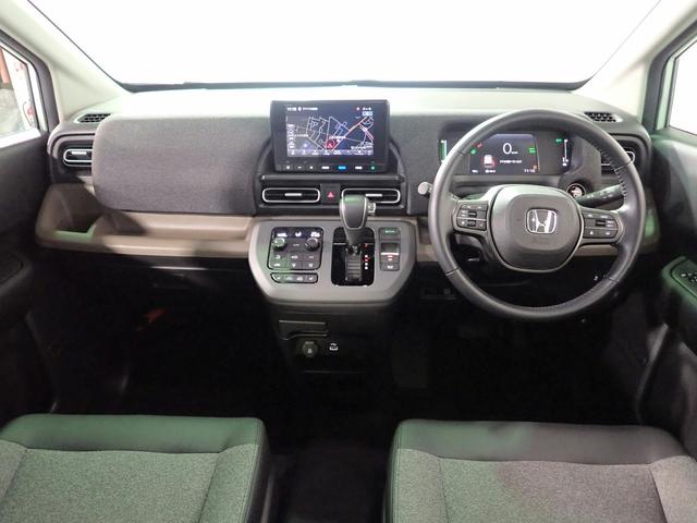 フリード ｅ：ＨＥＶエアーＥＸ　ギャザズ８インチメモリーナビ　フルセグＴＶ　ブルートゥース　バックカメラ　両側電動スライドドア　ＬＥＤオートライト　ワンオーナー　シートヒーター　ハーフレザーシート　パーキングセンサー　ＢＳＩ（23枚目）