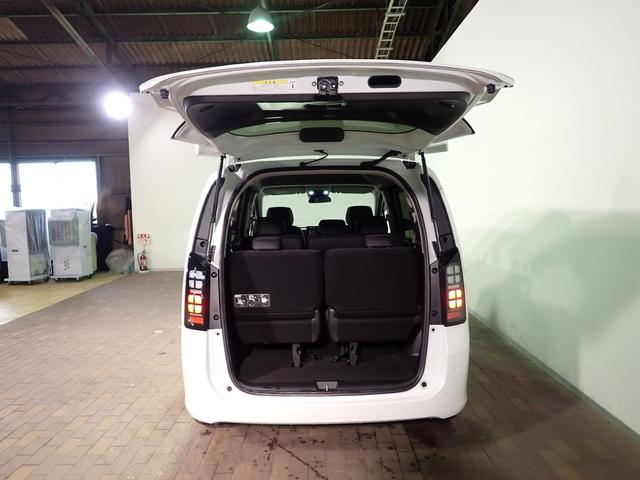 フリード ｅ：ＨＥＶエアーＥＸ　ギャザズ８インチメモリーナビ　フルセグＴＶ　ブルートゥース　バックカメラ　両側電動スライドドア　ＬＥＤオートライト　ワンオーナー　シートヒーター　ハーフレザーシート　パーキングセンサー　ＢＳＩ（27枚目）