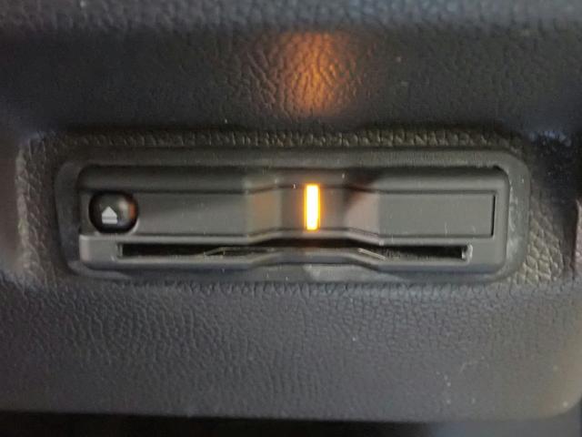 フリードハイブリッド ハイブリッド・G ギャザズ9インチメモリーナビ フルセグTV ブルートゥース バックカメラ 天吊りモニター ETC車載器 両側電動スライドドア シートヒーター LEDオートライト ワンオーナー 禁煙車 純正エンスタ(12枚目)