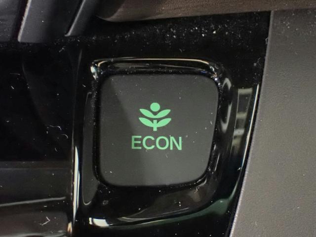 フリードハイブリッド ハイブリッド・G ギャザズ9インチメモリーナビ フルセグTV ブルートゥース バックカメラ 天吊りモニター ETC車載器 両側電動スライドドア シートヒーター LEDオートライト ワンオーナー 禁煙車 純正エンスタ(17枚目)