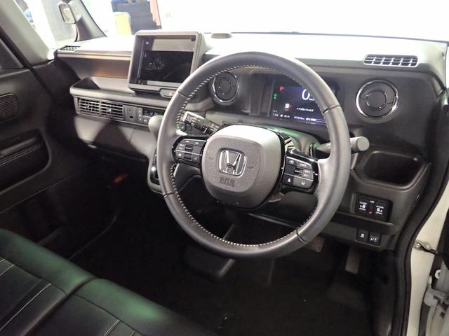 Ｎ－ＢＯＸカスタム コーディネートスタイル　オーディオレス　バックカメラ　両側電動スライドドア　ＬＥＤオートライト　ワンオーナー　禁煙車　Ｐセンサー　シートヒーター　レザーシート　ルーフコンソール　シートバックテーブル　ホンダセンシング（22枚目）