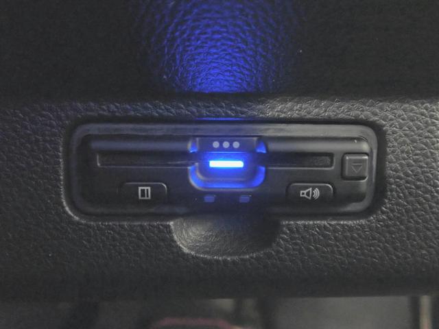 Ｎ－ＷＧＮカスタム Ｌ・ターボ　社外メモリーナビ　フルセグＴＶ　ＣＤ＆ＤＶＤ再生　ブルートゥース　バックカメラ　ＥＴＣ車載器　シートヒーター　ＬＥＤオートライト　禁煙車　Ｐセンサー　レザーシート　パドルシフト　ＵＳＢ充電（12枚目）