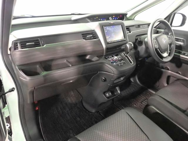 フリード＋ Ｇブラックスタイル　ギャザズメモリーナビ　フルセグＴＶ　ブルートゥース　バックカメラ　ＥＴＣ車載器　両側電動スライドドア　シートヒーター　ＬＥＤオートライト　ワンオーナー　ドラレコ前後　純正エンスタ　モデューロフルエアロ（25枚目）