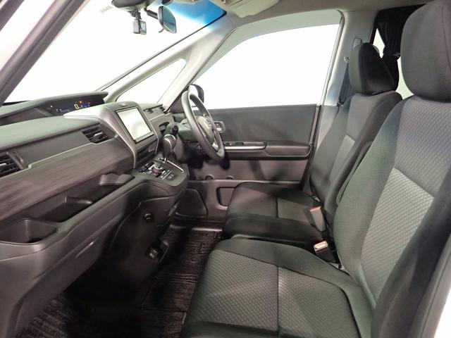 フリード＋ Ｇブラックスタイル　ギャザズメモリーナビ　フルセグＴＶ　ブルートゥース　バックカメラ　ＥＴＣ車載器　両側電動スライドドア　シートヒーター　ＬＥＤオートライト　ワンオーナー　ドラレコ前後　純正エンスタ　モデューロフルエアロ（26枚目）