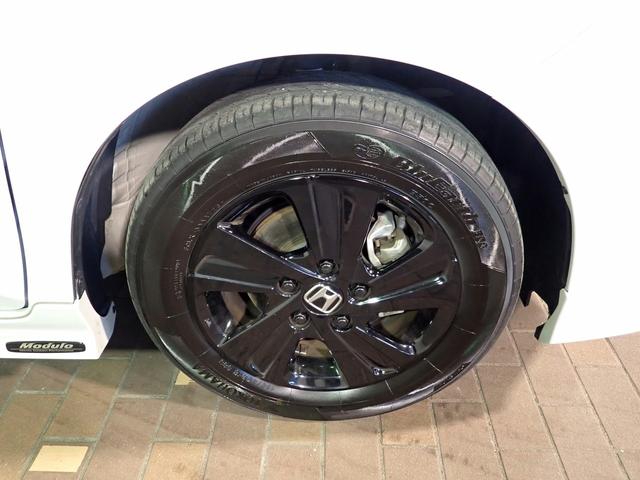 フリード＋ Ｇブラックスタイル　ギャザズメモリーナビ　フルセグＴＶ　ブルートゥース　バックカメラ　ＥＴＣ車載器　両側電動スライドドア　シートヒーター　ＬＥＤオートライト　ワンオーナー　ドラレコ前後　純正エンスタ　モデューロフルエアロ（35枚目）