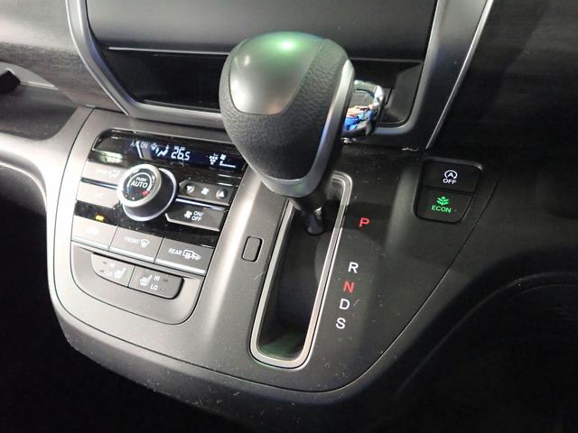 フリード Ｇブラックスタイル　ギャザズメモリーナビ　フルセグＴＶ　ＣＤ＆ＤＶＤ再生　ブルートゥース　バックカメラ　ＥＴＣ２．０　両側電動スライドドア　ＬＥＤオートライト　ワンオーナー　シートヒーター　ホンダセンシング　ドラレコ前後（22枚目）