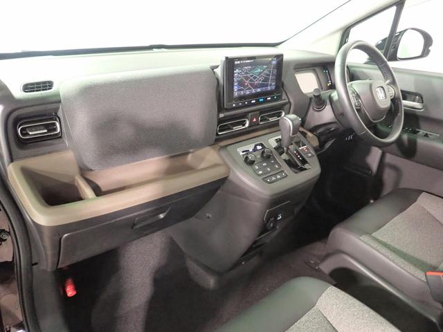 フリード エアーEX ギャザズメモリーナビ フルセグTV ブルートゥース バックカメラ 両側電動スライドドア LEDオートライト オートハイビーム ワンオーナー シートヒーター ホンダセンシング ハーフレザーシート BSI(23枚目)