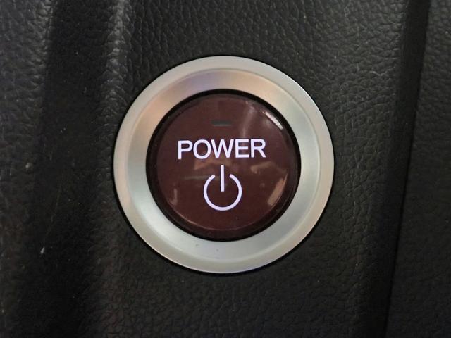 フィットハイブリッド Lパッケージ ギャザズSDナビ フルセグTV CD&DVD再生 ブルートゥース バックカメラ ETC車載器 LEDオートライト ワンオーナー あんしんパッケージ ハーフレザーシート アイドリングストップ(13枚目)