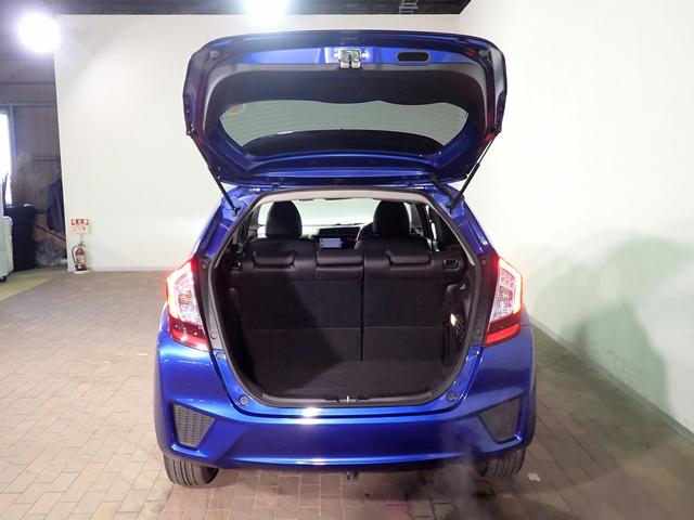 フィットハイブリッド Lパッケージ ギャザズSDナビ フルセグTV CD&DVD再生 ブルートゥース バックカメラ ETC車載器 LEDオートライト ワンオーナー あんしんパッケージ ハーフレザーシート アイドリングストップ(26枚目)