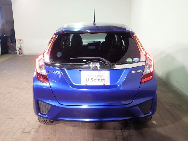 フィットハイブリッド Lパッケージ ギャザズSDナビ フルセグTV CD&DVD再生 ブルートゥース バックカメラ ETC車載器 LEDオートライト ワンオーナー あんしんパッケージ ハーフレザーシート アイドリングストップ(34枚目)