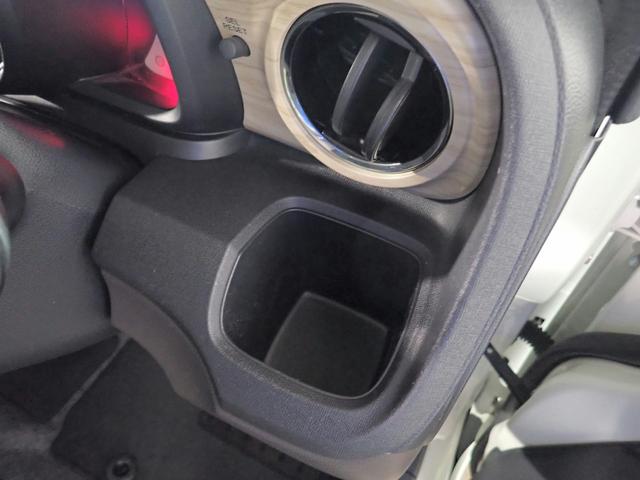 Ｎ－ＯＮＥ ＧＳＳブラウンスタイルパッケージ　ギャザズ７インチメモリーナビ　フルセグＴＶ　ＣＤ＆ＤＶＤ再生　ブルートゥース　バックカメラ　ＥＴＣ車載器　ＨＩＤオートライト　禁煙車　シートヒーター　ＶＳＡ　オートエアコン（23枚目）