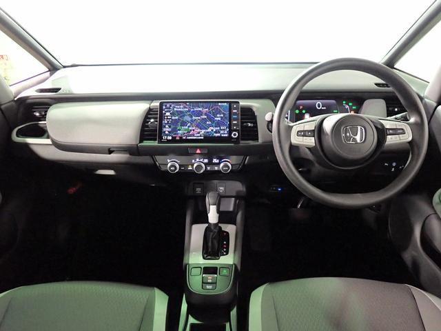 フィット ｅ：ＨＥＶクロスター　ギャザズ９インチＳＤナビ　フルセグＶ　ブルートゥース　バックカメラ　ＥＴＣ車載器　ＬＥＤオートライト　オートハイビーム　ワンオーナー　ドラレコ前後　パーキングセンサー　レーダークルーズＣ　ルーフレール（21枚目）