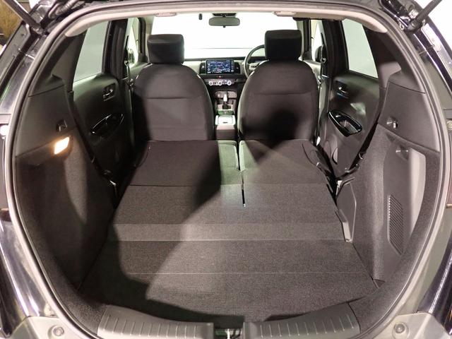 フィット ｅ：ＨＥＶクロスター　ギャザズ９インチＳＤナビ　フルセグＶ　ブルートゥース　バックカメラ　ＥＴＣ車載器　ＬＥＤオートライト　オートハイビーム　ワンオーナー　ドラレコ前後　パーキングセンサー　レーダークルーズＣ　ルーフレール（27枚目）