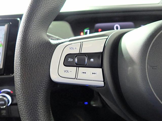 フィット ｅ：ＨＥＶクロスター　ギャザズ８インチＳＤナビ　フルセグＶ　ブルートゥース　バックカメラ　ＥＴＣ車載器　ＬＥＤオートライト　オートハイビーム　ワンオーナー　禁煙車　ドラレコ前後　パーキングセンサー　レーダークルーズＣ（16枚目）