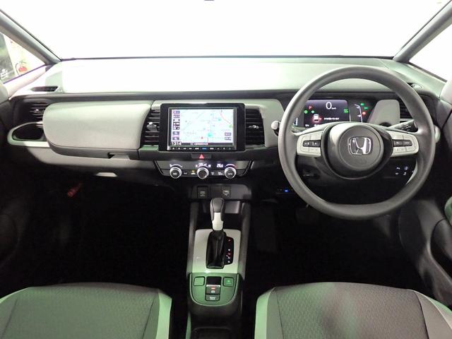 フィット ｅ：ＨＥＶクロスター　ギャザズ８インチＳＤナビ　フルセグＶ　ブルートゥース　バックカメラ　ＥＴＣ車載器　ＬＥＤオートライト　オートハイビーム　ワンオーナー　禁煙車　ドラレコ前後　パーキングセンサー　レーダークルーズＣ（22枚目）