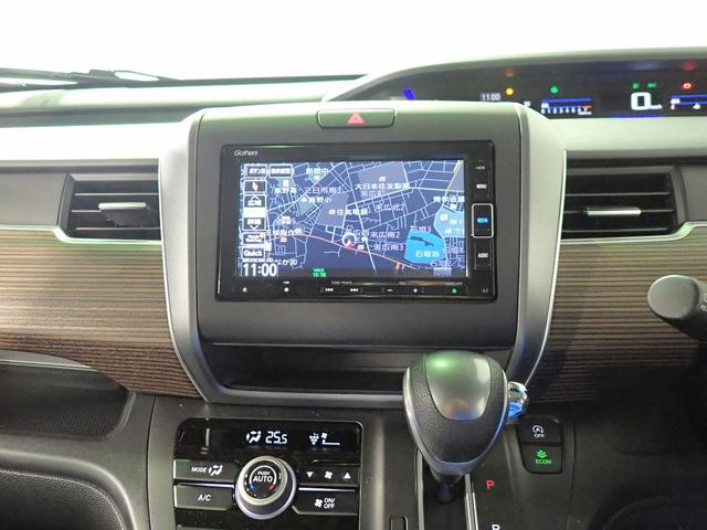 フリード＋ クロスター　ギャザズメモリーナビ　フルセグＴＶ　ブルートゥース　バックカメラ　ＥＴＣ車載器　両側電動スライドドア　ＬＥＤオートライト　シートヒーター　ワンオーナー　禁煙車　ハーフレザーシート　ルーフレール（8枚目）