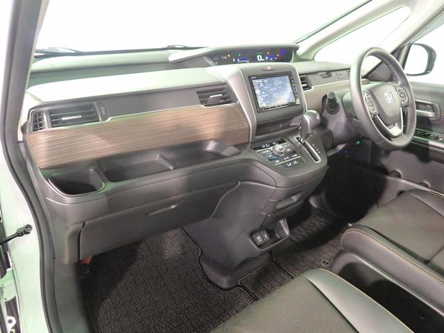 フリード＋ クロスター　ギャザズメモリーナビ　フルセグＴＶ　ブルートゥース　バックカメラ　ＥＴＣ車載器　両側電動スライドドア　ＬＥＤオートライト　シートヒーター　ワンオーナー　禁煙車　ハーフレザーシート　ルーフレール（25枚目）