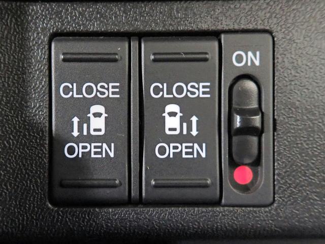 ステップワゴンスパーダ スパーダ・クールスピリットホンダセンシング　ギャザズ９インチメモリーナビ　フルセグＴＶ　ブルートゥース　天吊りモニター　バックカメラ　ＥＴＣ車載器　両側電動スライドドア　ＬＥＤオートライト　ワンオーナー　禁煙車　シートヒーター　パドルシフト（13枚目）