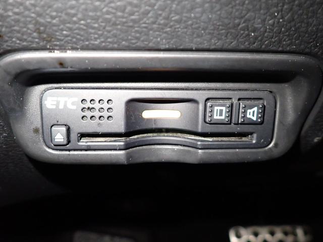 ヴェゼル RS・ホンダセンシング 社外メモリーナビ フルセグTV CD&DVD再生 ブルートゥース Bカメラ ETC車載器 LEDオートライト ワンオーナー シートヒーター パドルシフト ドラレコ ハーフレザーシート(11枚目)