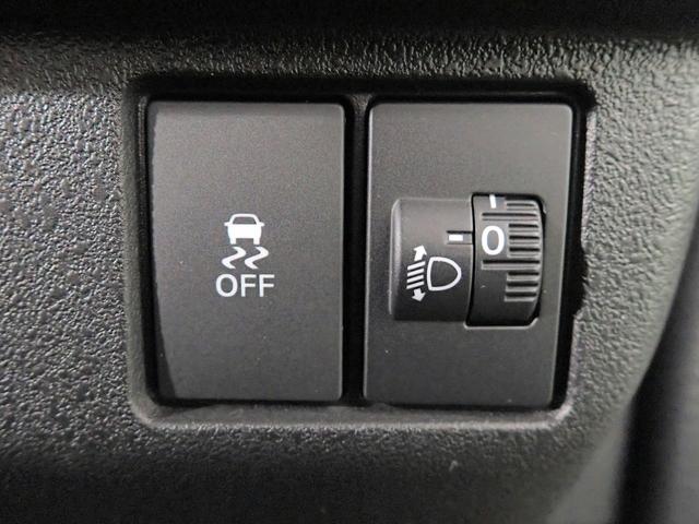 N-BOXカスタム ターボコーディネートスタイル オーディオレス バックカメラ 両側電動スライドドア LEDオートライト オートハイビーム ワンオーナー 禁煙車 Pセンサー シートヒーター レザーシート パドルシフト ホンダセンシング(14枚目)