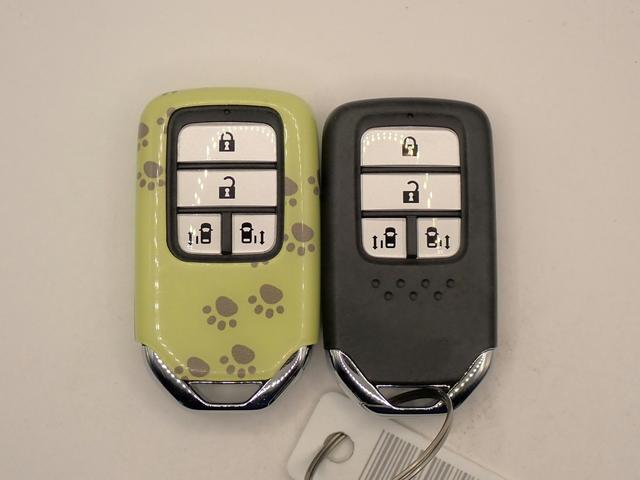 フリード＋ クロスター・ホンダセンシング　ギャザズメモリーナビ　フルセグＴＶ　ブルートゥース　バックカメラ　両側電動スライドドア　ＬＥＤオートライト　ＥＴＣ車載器　ワンオーナー　ハーフレザーシート　ドラレコ前後　シートバックテーブル（10枚目）