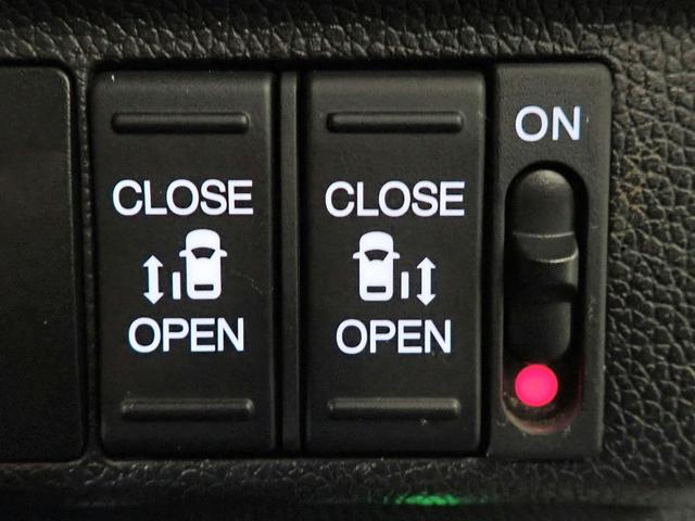 フリード＋ クロスター・ホンダセンシング　ギャザズメモリーナビ　フルセグＴＶ　ブルートゥース　バックカメラ　両側電動スライドドア　ＬＥＤオートライト　ＥＴＣ車載器　ワンオーナー　ハーフレザーシート　ドラレコ前後　シートバックテーブル（12枚目）