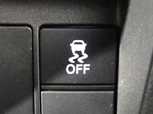 N-VAN+スタイル ファン ギャザズDPオーディオ ブルートゥース バックカメラ 両側スライドドア ワンセグTV LEDオートライト オートハイビーム 大型ルーフコンソール ワンオーナー 禁煙車 パーキングセンサー USB充電(13枚目)