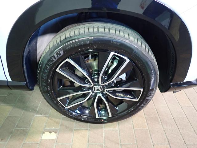 ヴェゼル ｅ：ＨＥＶＰＬａＹ　ホンダコネクト９インチナビ　ブルートゥース　全方位カメラ　ＥＴＣ２．０　ＬＥＤオートライト　ワンオーナー　禁煙車　シートヒーター　ワイヤレス充電　パノラマルーフ　ＢＳＩ　Ｐテールゲート　ドラレコ前後（36枚目）