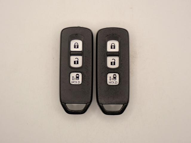 Ｎ－ＢＯＸカスタム Ｌ　社外メモリーナビ　フルセグＴＶ　Ｂカメラ　左側電動スライドドア　ＥＴＣ車載器　ＬＥＤオートライト　ワンオーナー　禁煙車　Ｐセンサー　シートヒーター　ＵＳＢ充電　シートバックテーブル　Ｈセンシング（10枚目）