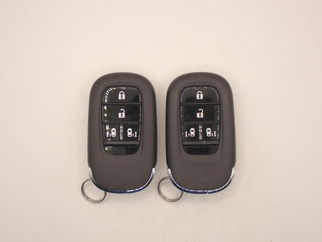 Ｎ－ＢＯＸカスタム ターボコーディネートスタイル　ギャザズ９インチメモリーナビ　フルセグＴＶ　ブルートゥース　Ｂカメラ　両側電動スライドドア　ＬＥＤオートライト　ワンオーナー　禁煙車　Ｐセンサー　シートヒーター　シートバックテーブル　ルーフコンソール（11枚目）