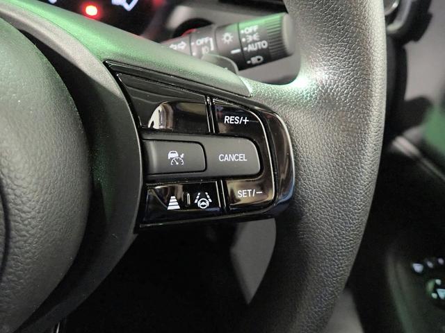 ヴェゼル e:HEVX ギャザズ8インチナビ フルセグTV ブルートゥース バックカメラ ETC車載器 LEDオートライト オートハイビーム ワンオーナー 禁煙車 パーキングセンサー パドルシフト ホンダセンシング(12枚目)