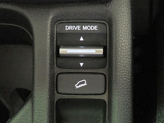 ヴェゼル e:HEVX ギャザズ8インチナビ フルセグTV ブルートゥース バックカメラ ETC車載器 LEDオートライト オートハイビーム ワンオーナー 禁煙車 パーキングセンサー パドルシフト ホンダセンシング(15枚目)