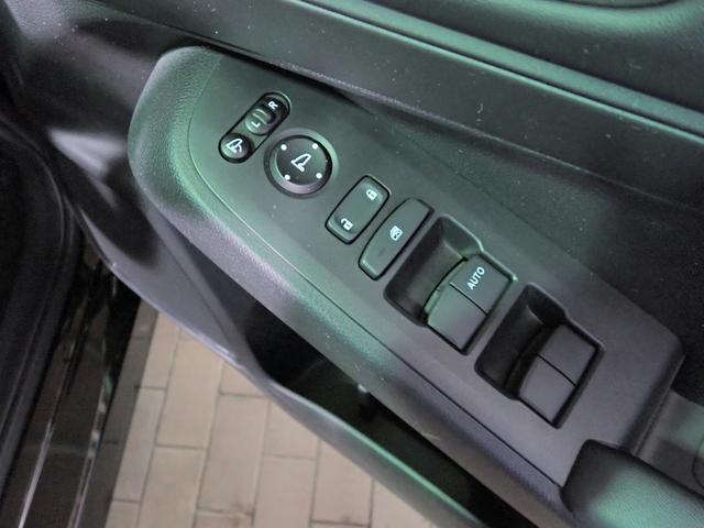 ヴェゼル e:HEVX ギャザズ8インチナビ フルセグTV ブルートゥース バックカメラ ETC車載器 LEDオートライト オートハイビーム ワンオーナー 禁煙車 パーキングセンサー パドルシフト ホンダセンシング(18枚目)