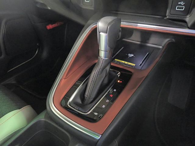 ヴェゼル e:HEVPLaY ホンダコネクト9インチナビ ブルートゥース バックカメラ ETC車載器 LEDオートライト ワンオーナー 禁煙車 シート&ステアリングヒーター ワイヤレス充電 パノラマルーフ BSI ドラレコ前後(22枚目)