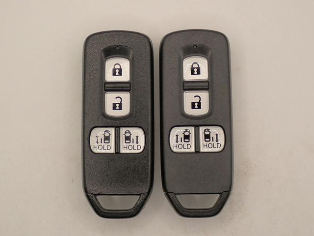 N-BOXカスタム L 社外メモリーナビ フルセグTV Bカメラ 両側電動スライドドア LEDオートライト ワンオーナー 禁煙車 Pセンサー シートヒーター USB充電 シートバックテーブル ホンダセンシング スマートキー(11枚目)